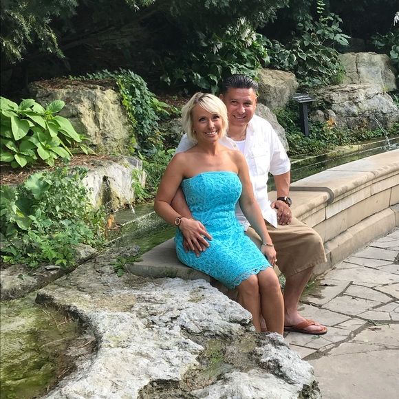 Meet your Posher, Nicole - Picture 2 of 3